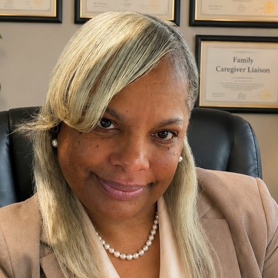 Lisa Washington, BSW, group therapy co-facilitator at CAS Medicine